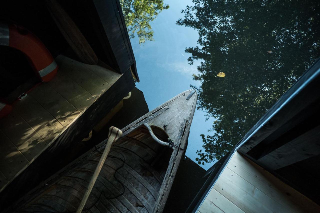Ecolodge Le Bruit De L'Eau Saint-Quentin-en-Tourmont Exterior photo